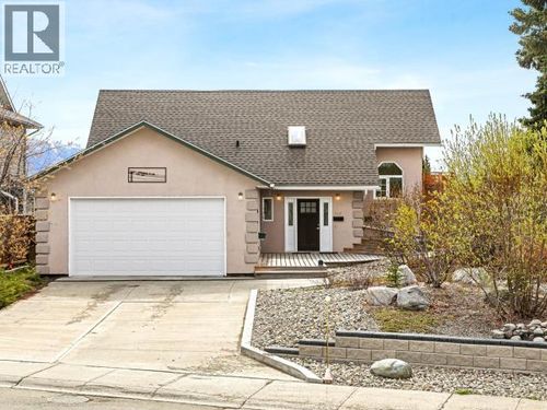 143 Ponderosa Dr, Whitehorse, YT, Y1A5G9 | Card Image