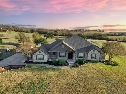 500 Hunters Meadow Dr, Lorena, TX, 76655-3540 | Card Image