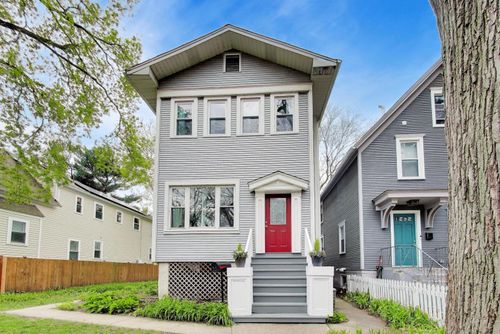 1028 Ashland Ave, Evanston, IL, 60202-1139 | Card Image