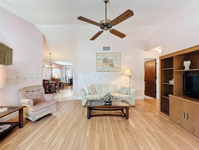living area | Image 10