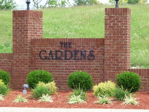 1085 Scenic Gdn, Lawrenceburg, KY, 40342-9065 | Card Image