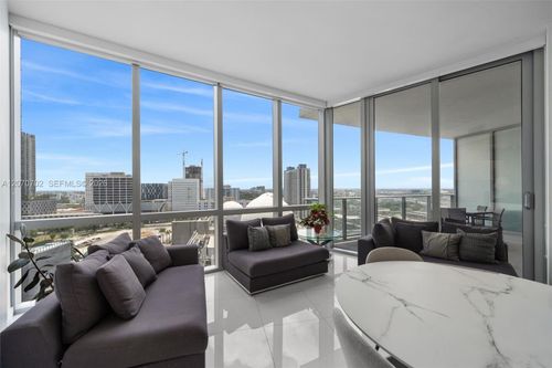 1610-851 Ne 1st Ave, Miami, FL, 33132-1817 | Card Image