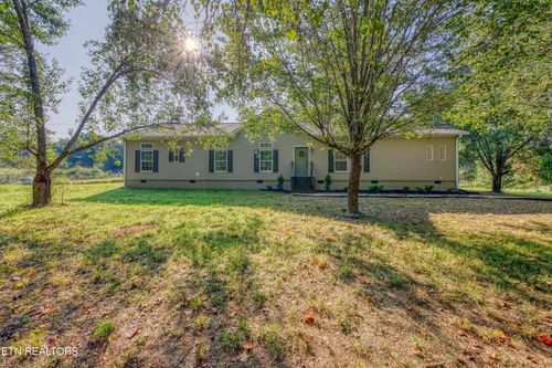 105 Waldo Rd, Rockwood, TN, 37854-5805 | Card Image
