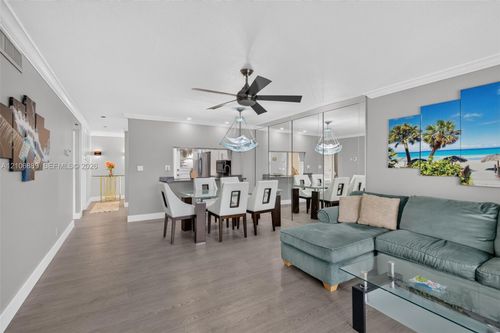 317-604 2nd St, Dania Beach, FL, 33004-3316 | Card Image