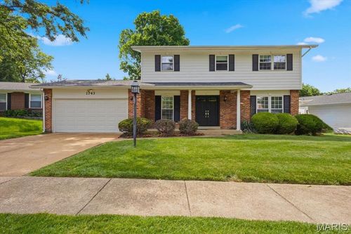 1743 Goldenhorn Ct, Maryland Heights, MO, 63043-2815 | Card Image