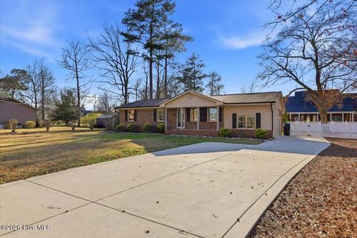 133 Crescent St, Pine Level, NC, 27568-9000 | Card Image