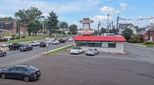 864 Us Highway 22, North Plainfield, NJ, 07060-3620 | Card Image
