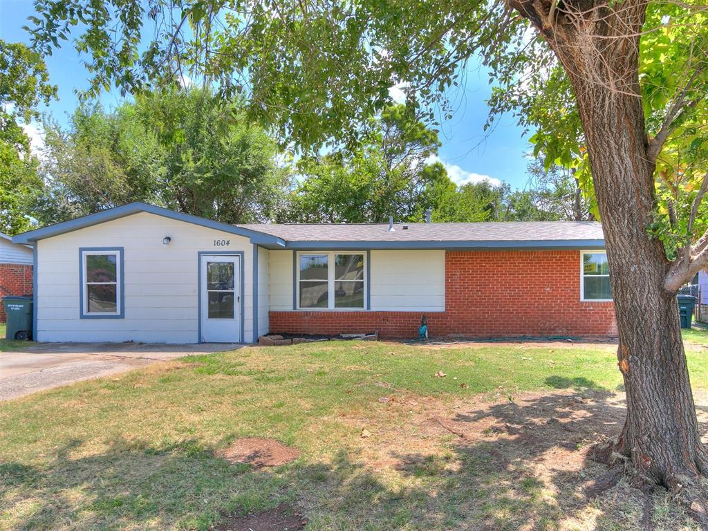 Cherry Ln, Del City, OK 73115