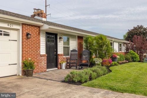 401 Shaffer Rd, MILLERSBURG, PA, 17061-1266 | Card Image