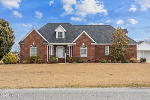 6011 Waters Edge Dr, Grifton, NC, 28530-8422 | Card Image