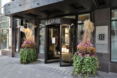 308 - 68 Yorkville Ave, Condo with 2 bedrooms, 2 bathrooms and 2 parking in Toronto ON | Image 2