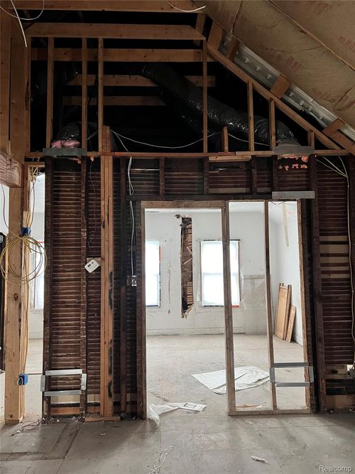 3844 Bagley St, Detroit, MI, 48216-1420 | Card Image