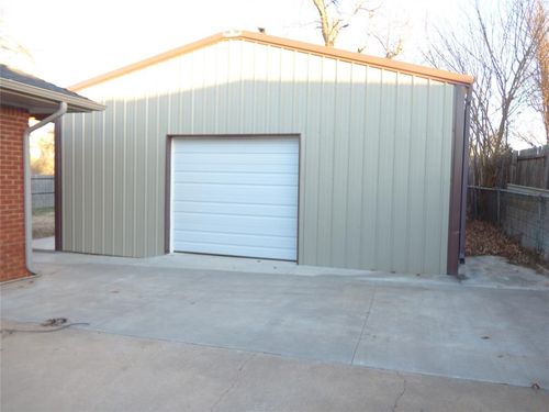 1214 N Westminster Road, Midwest City, OK, 73130 | Card Image