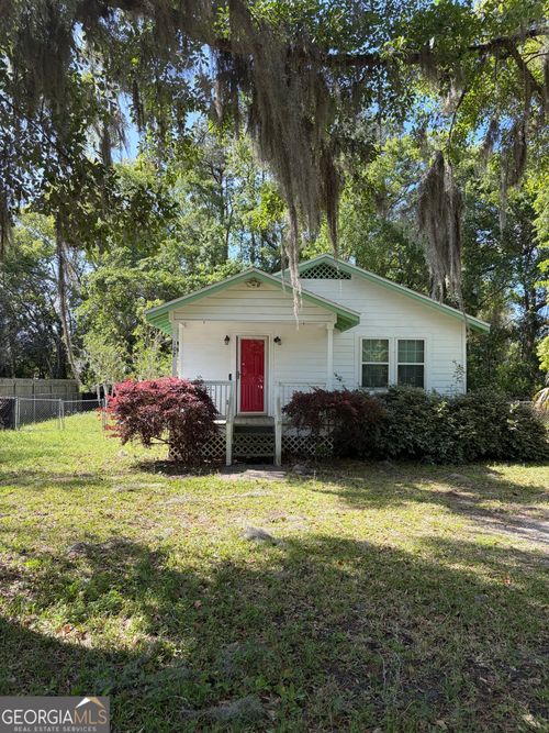 102 W Grady St, kingsland, GA, 31548-5842 | Card Image