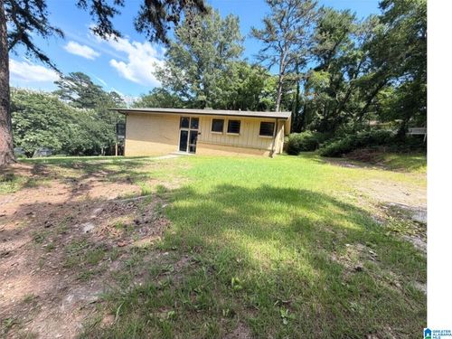 2705 4th Pl Nw, CENTER POINT, AL, 35215-1603 | Card Image