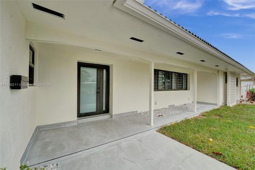 517 N Rainbow Dr, Hollywood, FL, 33021 | Card Image