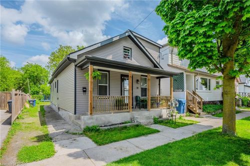 38 Huron St, Guelph, ON, N1E5L4 | Card Image