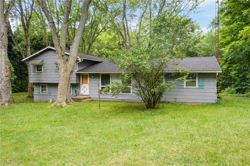 5161 Mahoning Ave, Homeworth, OH, 44634-9613 | Card Image