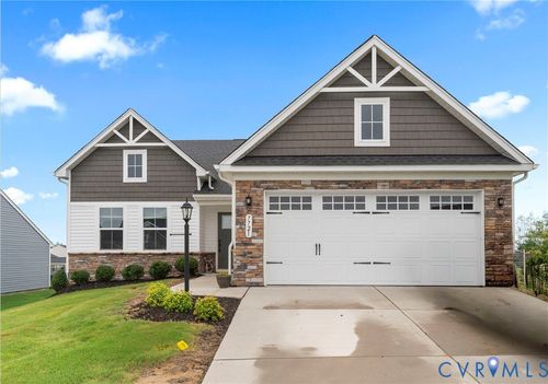7721 Medalist Ln, New Kent, VA, 23124-2754 | Card Image