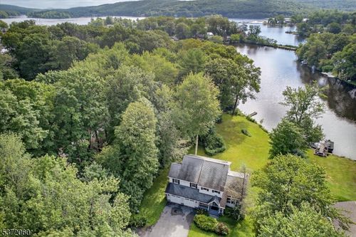 546 Warwick Tpke, Hewitt, NJ, 07421-2417 | Card Image