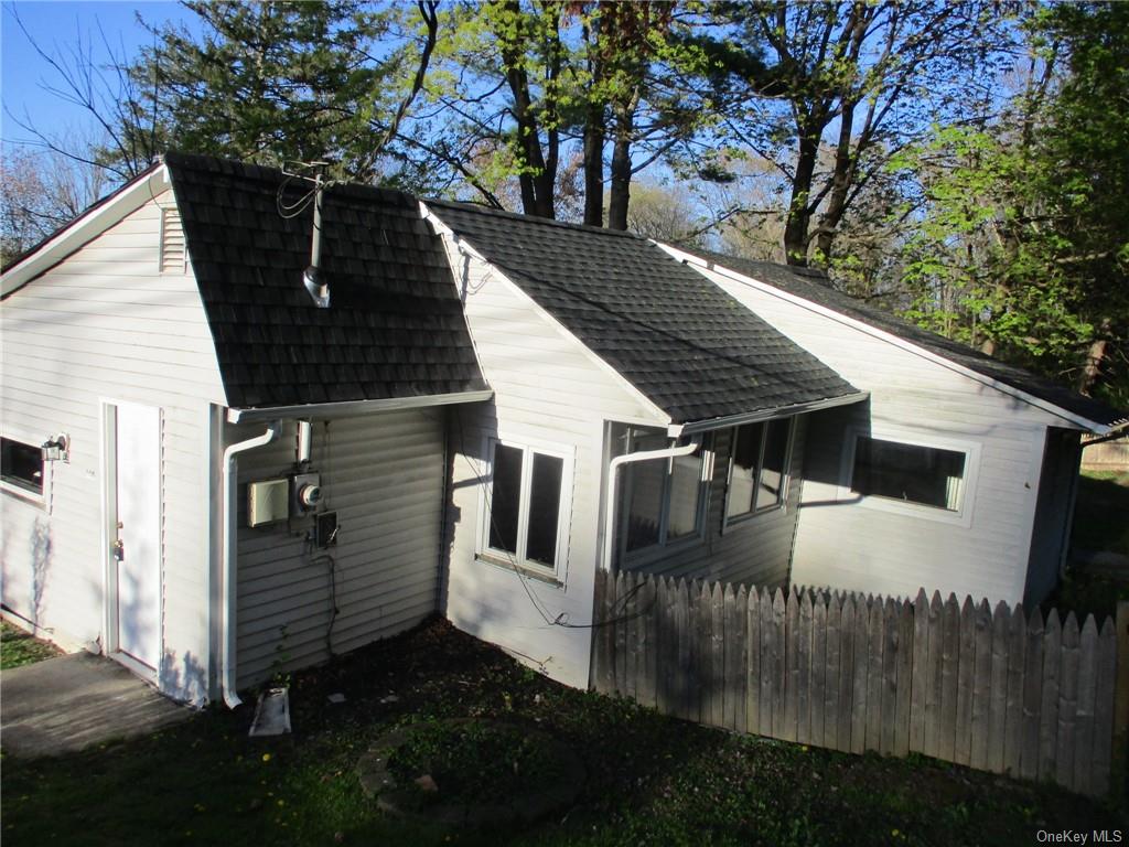 Croton Park Rd, Cortlandt Manor, NY 10567