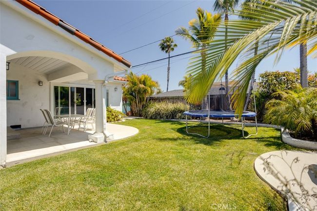 1660 Catalina Ave, House other with 3 bedrooms, 3 bathrooms and 1 parking in Seal Beach CA | Image 45