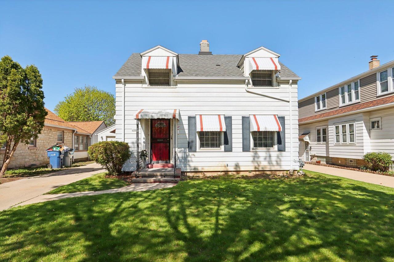 24th St, Milwaukee, WI 53209