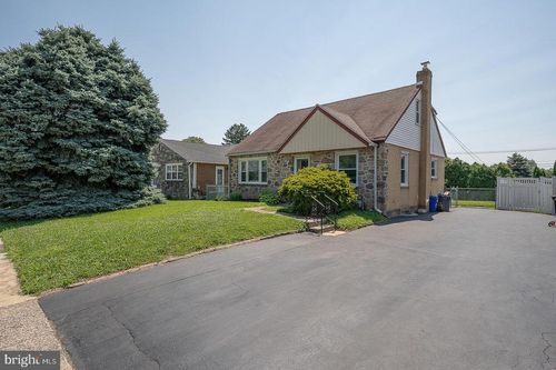 113 Walnut Hill Ln, HAVERTOWN, PA, 19083-2839 | Card Image