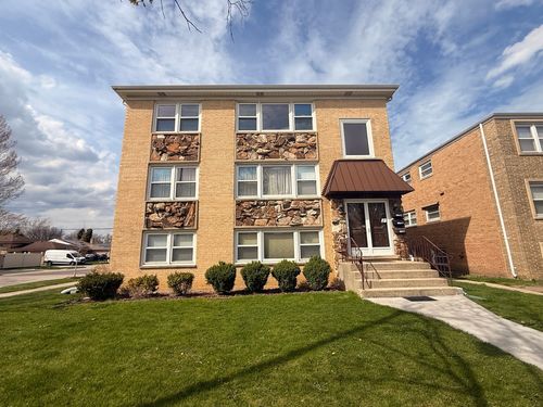 2-4220 Oakton St, Skokie, IL, 60076-3246 | Card Image