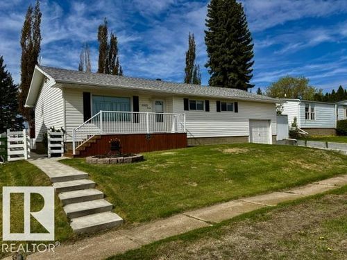 4805 53 Ave, Willingdon, AB, T0B4R0 | Card Image