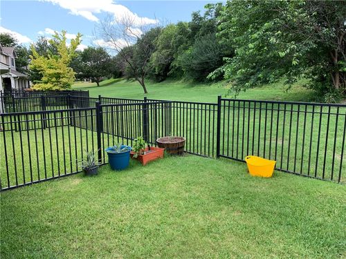 1202-1900 Scofield Ridge Pkwy, Austin, TX, 78727-1605 | Card Image