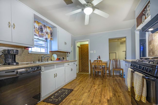 3706 E Lake Dr, House other with 3 bedrooms, 1 bathrooms and null parking in Pine Bluff AR | Image 10