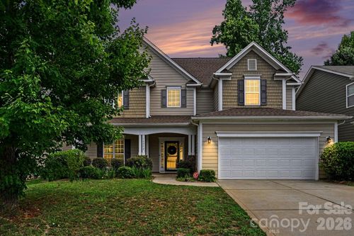 10202 Falling Leaf Dr Nw, Concord, NC, 28027-8139 | Card Image