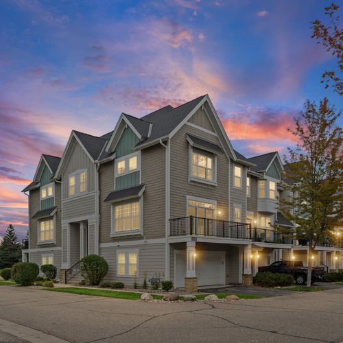 210-15610 Early Bird Cir, Apple Valley, MN, 55124-7847 | Card Image