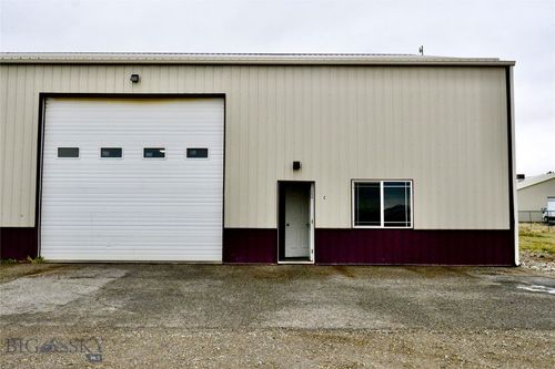 ste-c-845 Glider Ln, Belgrade, MT, 59714-9828 | Card Image
