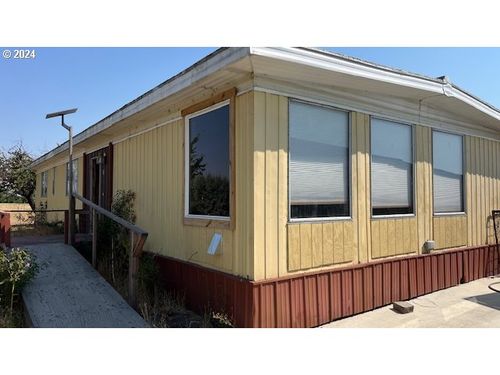 76398 E Highway 730, Irrigon, OR, 97844-6918 | Card Image