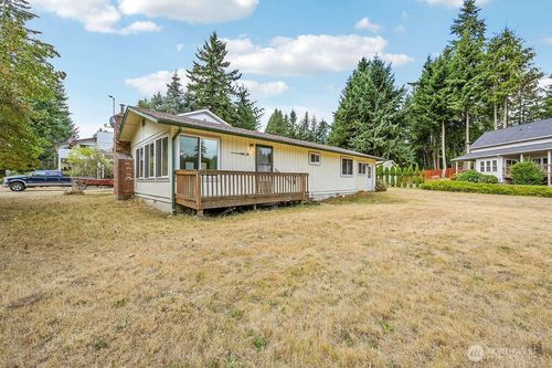 11 Finch Ln, Port Ludlow, WA, 98365-9520 | Card Image