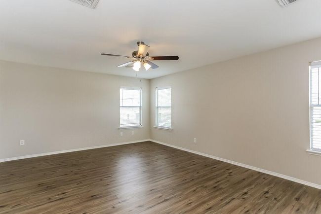 22910 Twisting Pine Dr, House other with 4 bedrooms, 3 bathrooms and 2 parking in Spring TX | Image 12