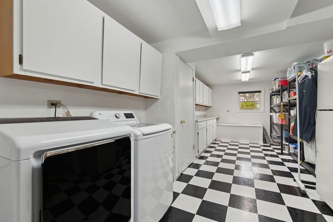 5832 Lenox Rd, House other with 5 bedrooms, 3 bathrooms and 2 parking in Lisle IL | Image 34