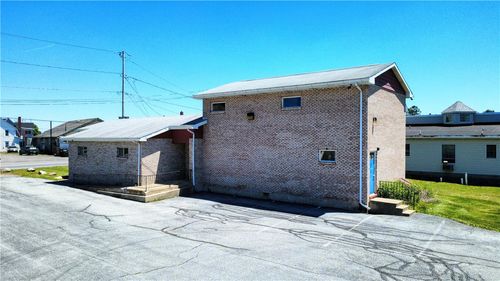 1365 Blue Mountain Dr, Danielsville, PA, 18038-9738 | Card Image