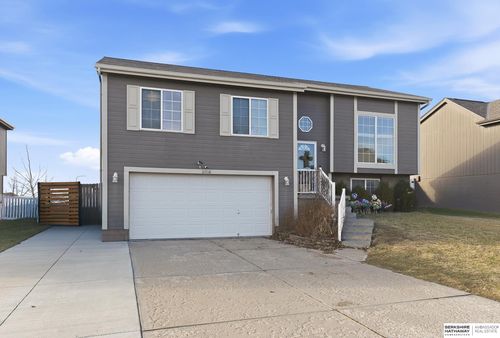11710 S 209th Avenue, Gretna, NE, 68028 | Card Image