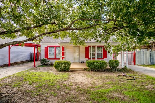 2606 Wayside Avenue, Fort Worth, TX, 76110 | Card Image