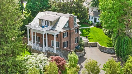 18 Avon Rd, Bronxville, NY, 10708-1616 | Card Image