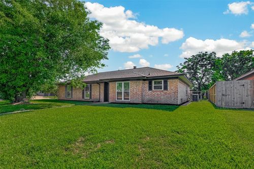 3301 Park Meadows Ave, Deer Park, TX, 77536-5239 | Card Image