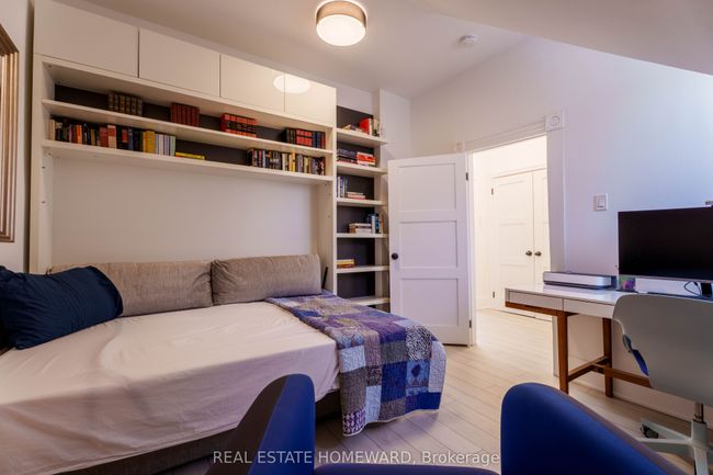98 Edwin Ave, House attached with 2 bedrooms, 2 bathrooms and 1 parking in Toronto ON | Image 25