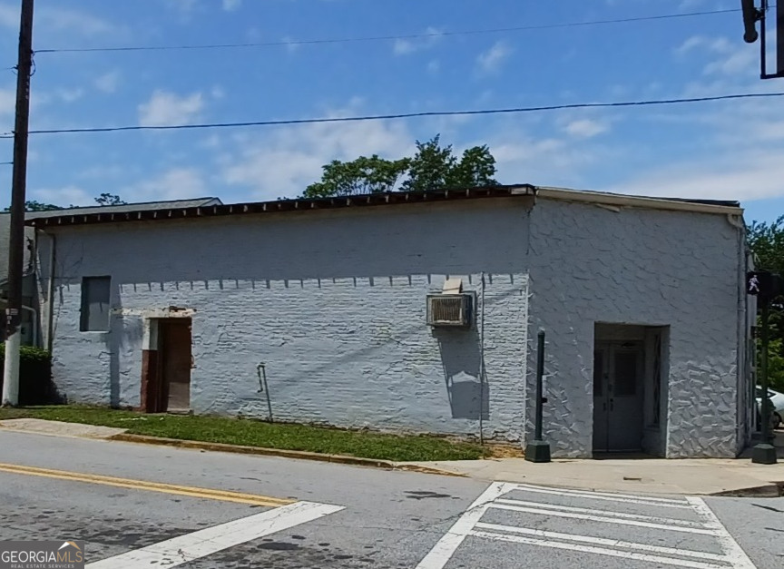 698 Butler Pkwy, Gainesville, GA 30501