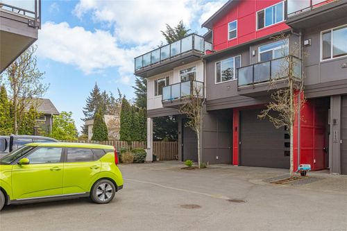 109-1021 Springboard Pl, Victoria, BC, V9B3E2 | Card Image
