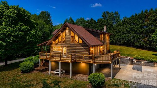 2079 Icard Ridge Rd, Taylorsville, NC, 28681-3533 | Card Image