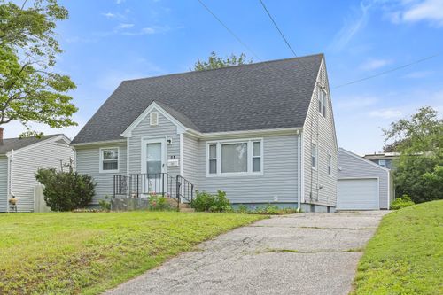 97 Travis Dr, Bridgeport, CT, 06606-1628 | Card Image
