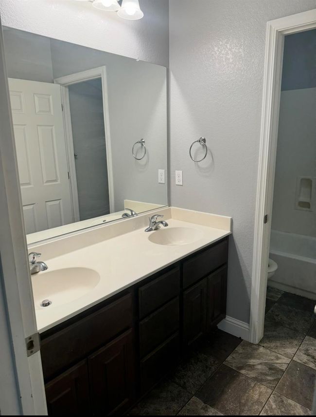 173 Gino Luca Street, House other with 4 bedrooms, 2 bathrooms and null parking in Manteca CA | Image 10